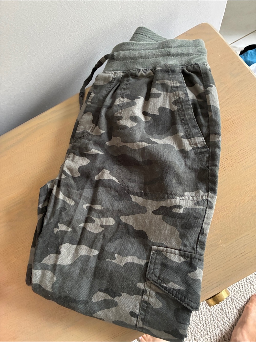 🙌GAP Women’s Gray Camo Jogger Pants super soft and light